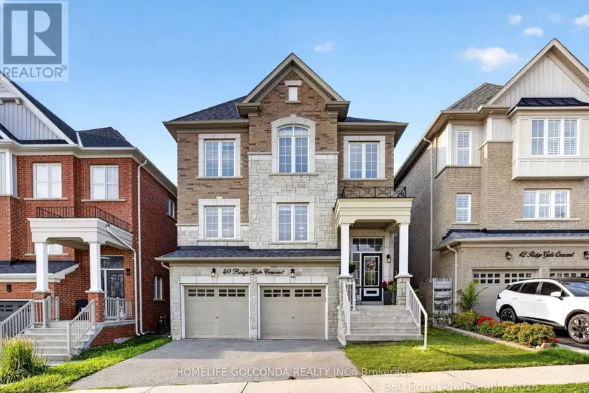 Detached at 40 RIDGE GATE CRESCENT, East Gwillimbury