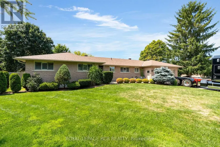 Detached at 20 DOUGLAS DRIVE, New Tecumseth
