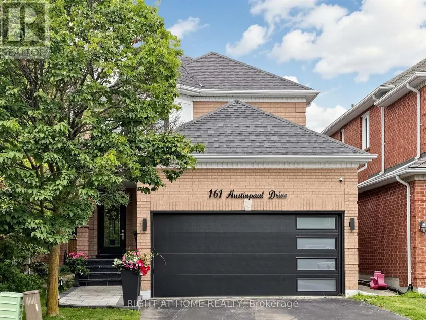 Detached at 161 AUSTIN PAUL DRIVE N, Newmarket