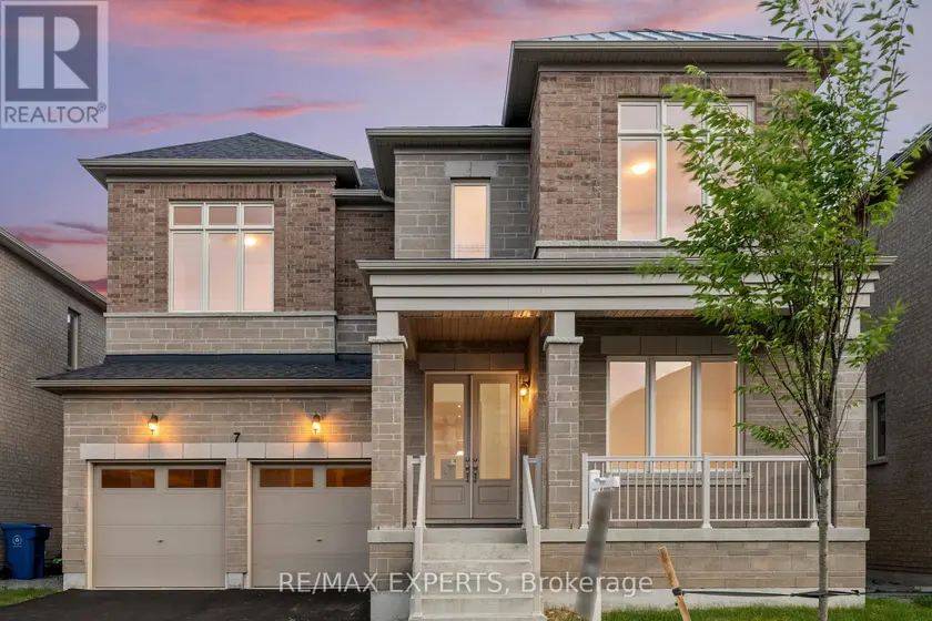 Detached at 7 LORRAINE HAND CRESCENT, Georgina