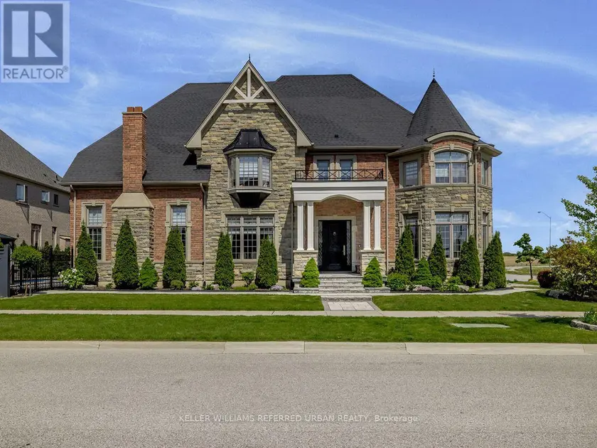 Detached at 6 NICORT ROAD, King