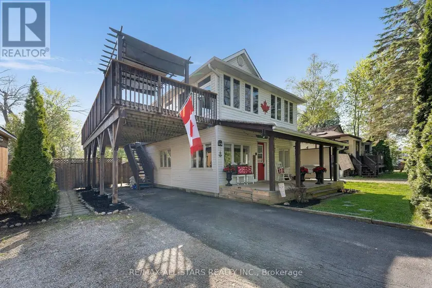 Detached at 39 FRANKLIN BEACH ROAD, Georgina
