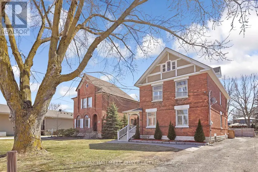 Detached at 37 MAIN STREET W, New Tecumseth