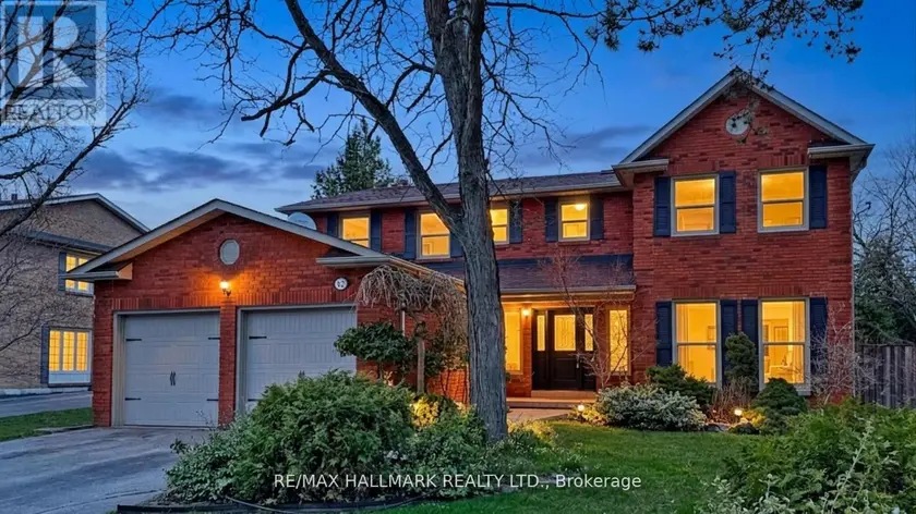 Detached at 82 WINDERMERE CRESCENT S, Richmond Hill