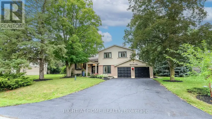 Detached at 8 SUNSET STREET, East Gwillimbury