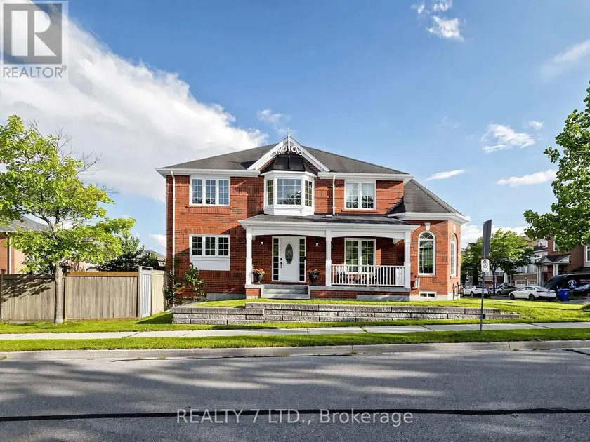 Detached at 330 CHERYL MEWS BOULEVARD, Newmarket