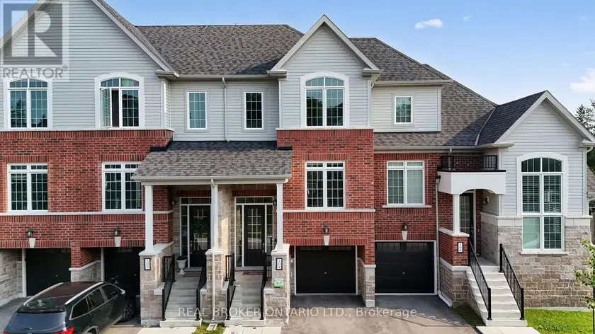 Townhouse at 104 LYALL STOKES CIRCLE, East Gwillimbury