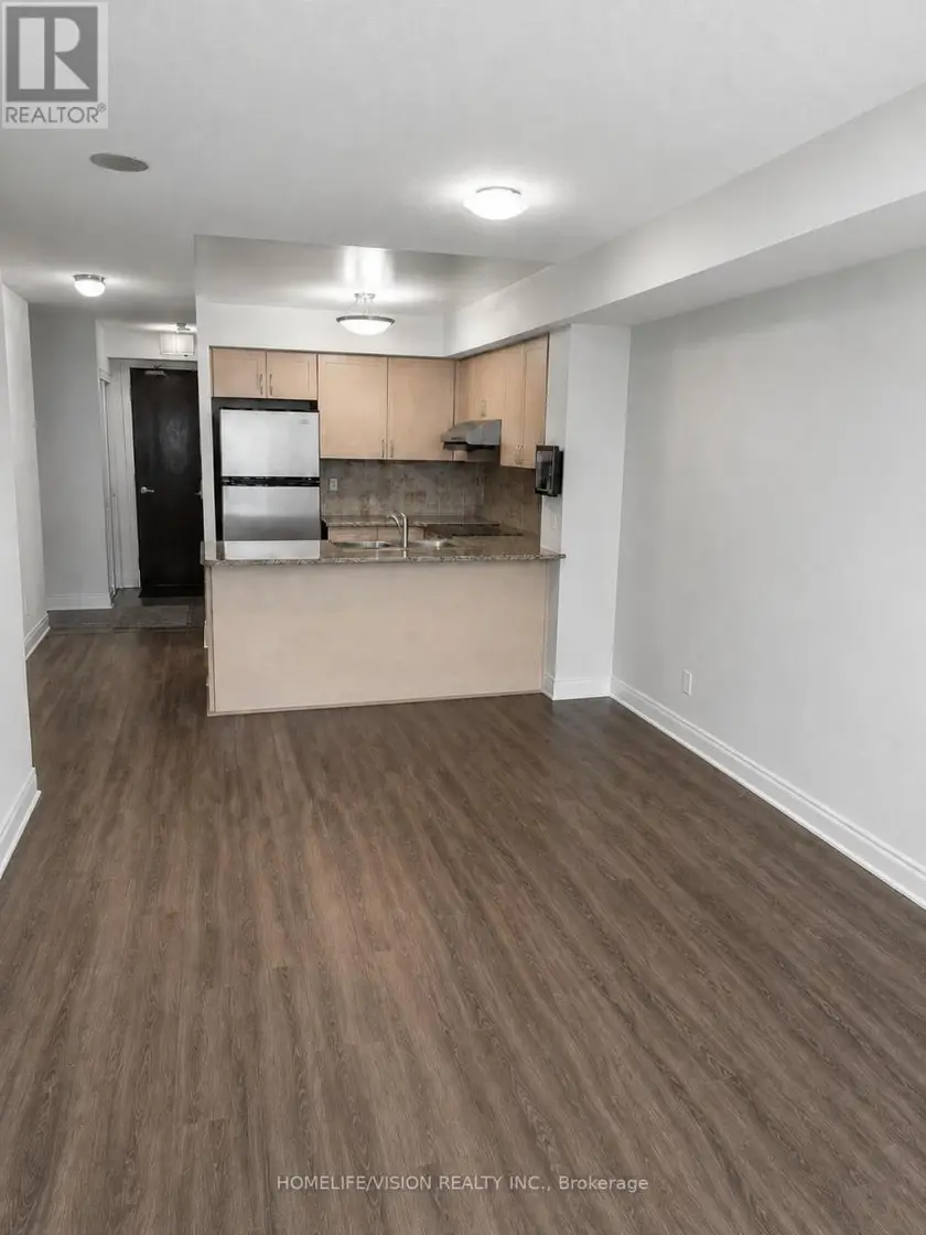 Apartment at 604 - 7 N PARK ROAD, Vaughan