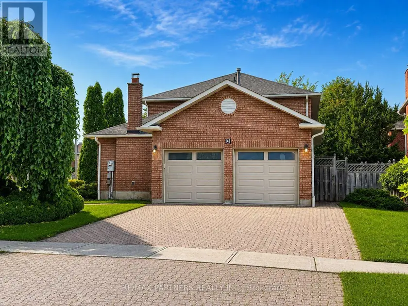 Detached at 2 GLENHURST ROAD, Richmond Hill