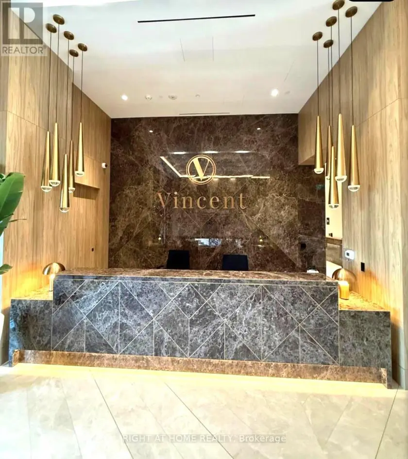 Apartment at 902 - 21 MEADOWDALE ROAD, Vaughan