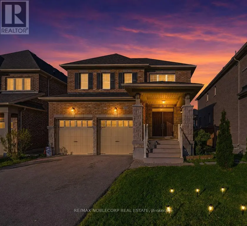 Detached at 15 GOULD CRESCENT, New Tecumseth