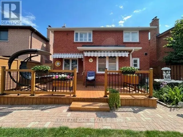 Detached at 70 BELLONA STREET, Vaughan