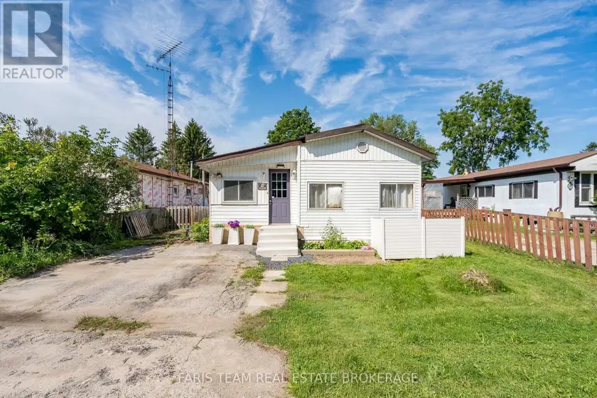 Detached at 12 CENTRE PARK ROAD, Essa