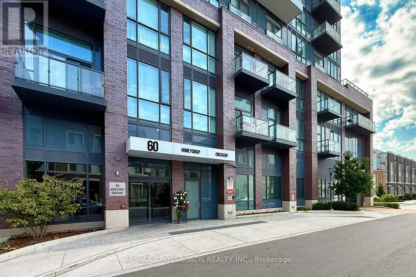Apartment at 917 - 60 HONEYCRISP CRESCENT, Vaughan