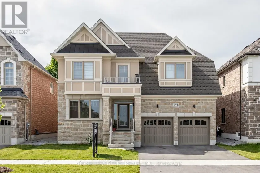 Detached at 253 DANNY WHEELER BOULEVARD, Georgina