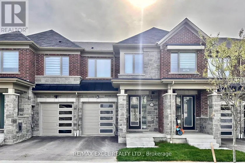 Townhouse at 18 FLOWER GARDEN TRAIL, Whitchurch-Stouffville