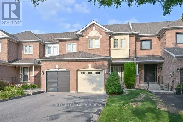 Townhouse at 251 DENISE CIRCLE, Newmarket