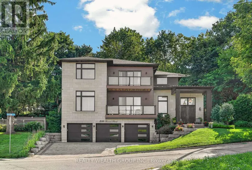Detached at 299 SECOND STREET, Newmarket