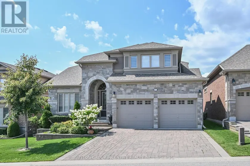Detached at 4 WESTMOUNT DRIVE, New Tecumseth