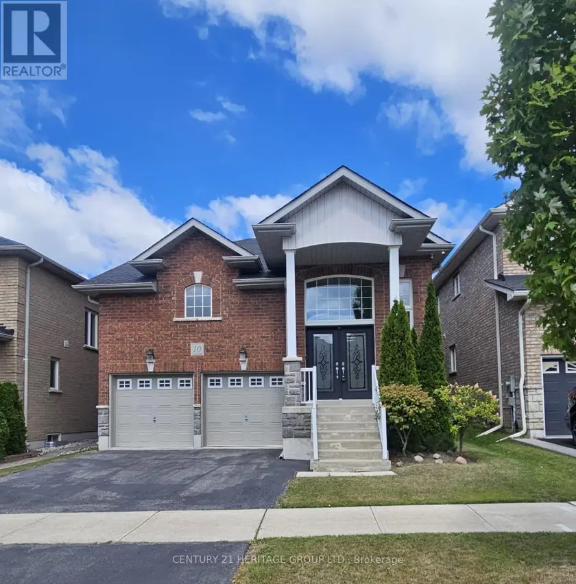 Detached at 10 ORVILLE HAND COURT, Bradford West Gwillimbury