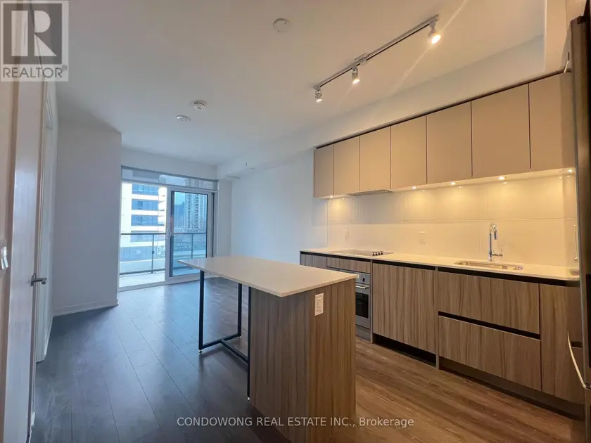 Apartment at 518 - 7950 BATHURST STREET, Vaughan