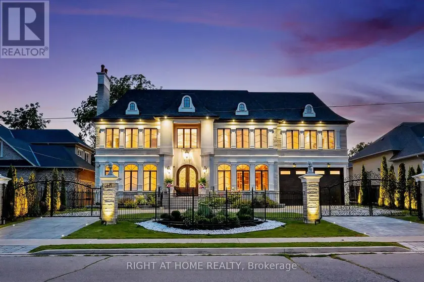 Detached at 10 YONGEVIEW AVENUE, Richmond Hill