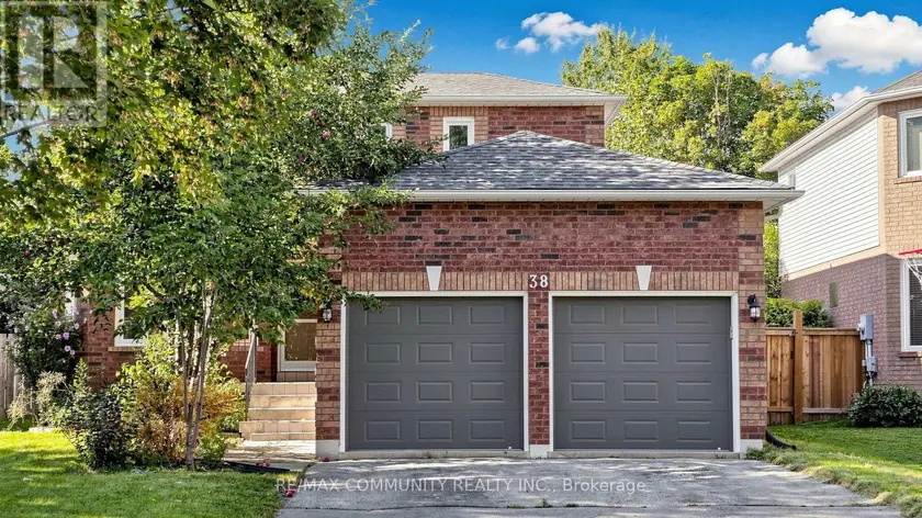 Detached at 38 IVEAGH DRIVE, Georgina