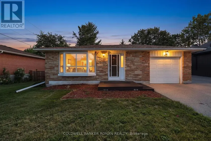 Detached at 43 ALEXANDER STREET, New Tecumseth