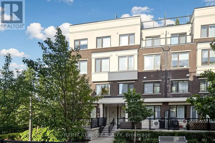 Townhouse at 75 - 400 ALEX GARNER CIRCLE, Aurora