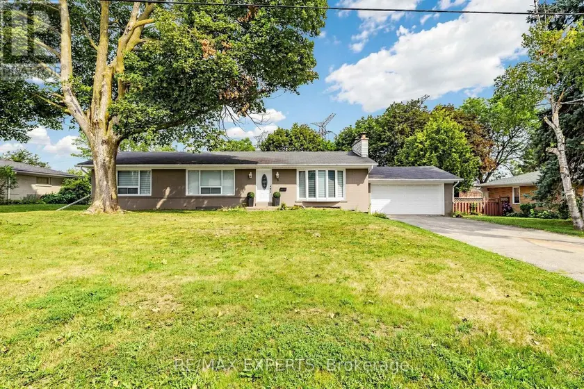 Detached at 8 LONGBRIDGE ROAD, Vaughan