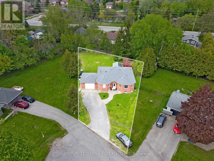 Detached at 4 BAY COURT, Georgina