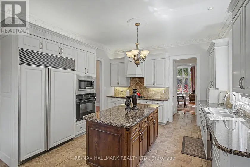 Detached at 102 DUNCAN ROAD, Richmond Hill