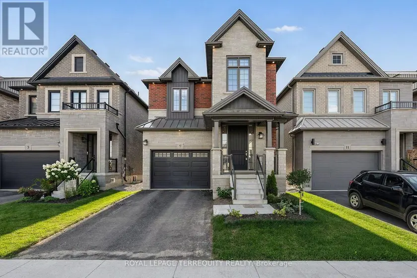 Detached at 9 KIERNAN CRESCENT N, New Tecumseth