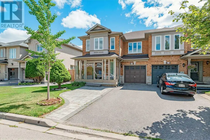 Townhouse at 25 BASSETT AVENUE, Richmond Hill