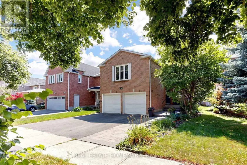Detached at 242 BADESSA CIRCLE, Vaughan