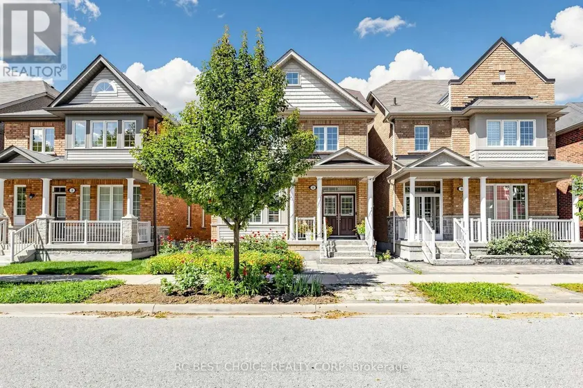 Detached at 18 CHAUNCEY COURT, Markham