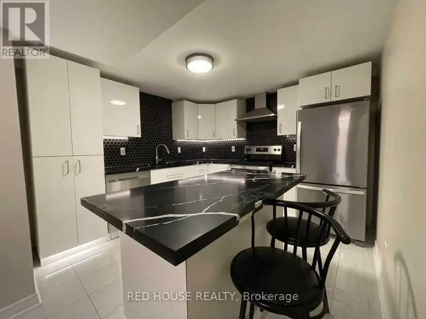Detached at LOWER - 69 SIMPSON ROAD, Newmarket