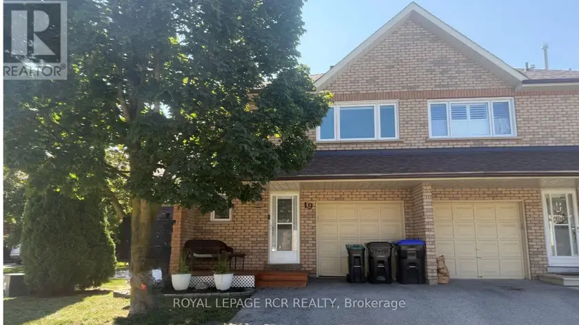 Townhouse at 19 RIVERLEY LANE N, New Tecumseth