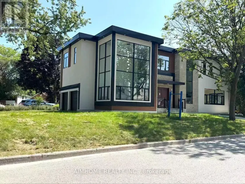 Detached at 21 SHADBOLT COURT, Markham