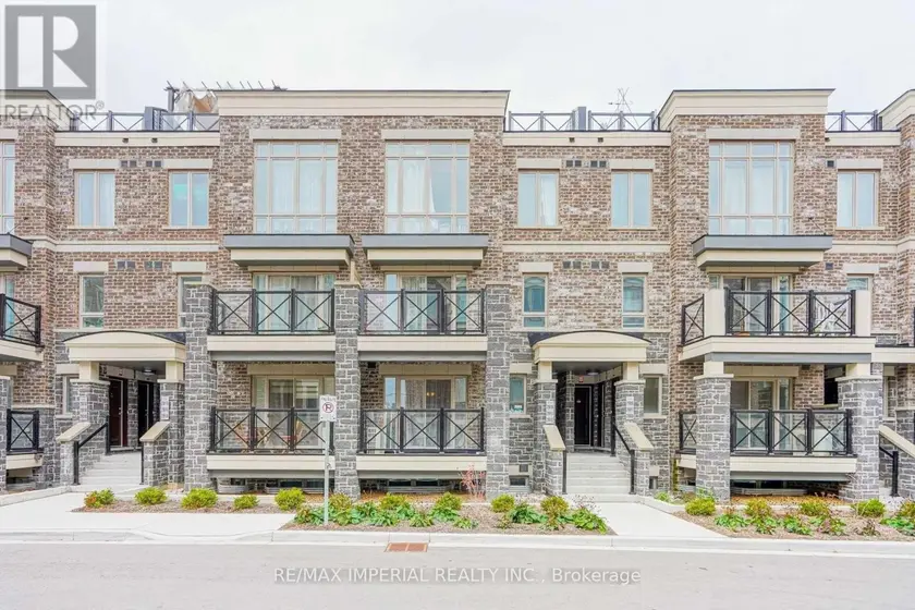 Townhouse at 2910 - 15 WESTMEATH LANE, Markham
