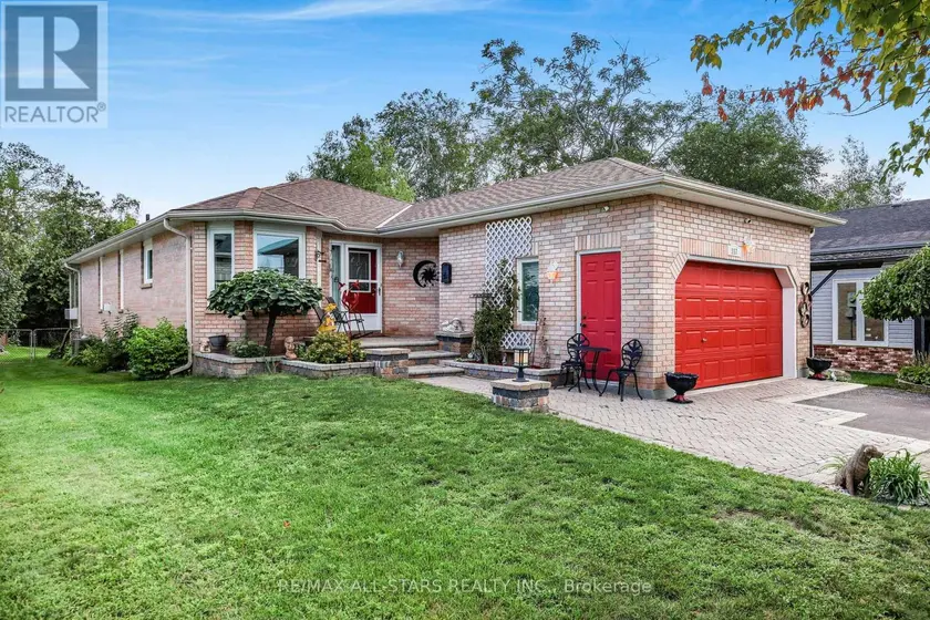 Detached at 117 RIVERGLEN DRIVE, Georgina
