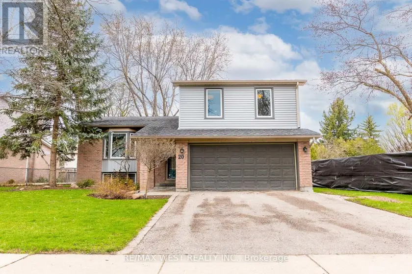 Detached at 20 SANDERSON CRESCENT, Richmond Hill