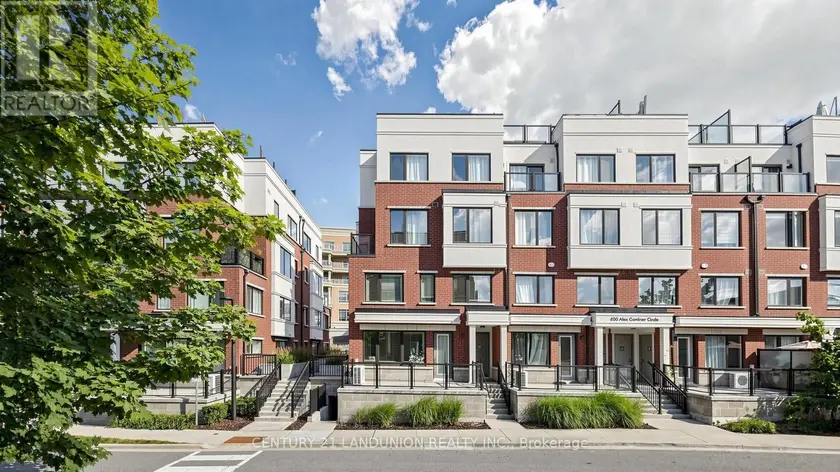 Townhouse at 107 - 600 ALEX GARDNER CIRCLE, Aurora