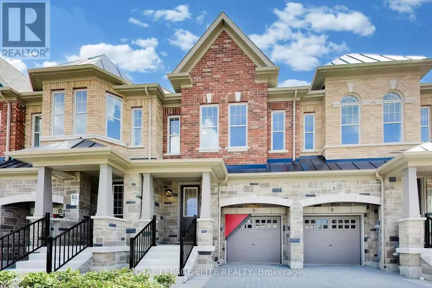 Townhouse at 11 DENNISON STREET S, King