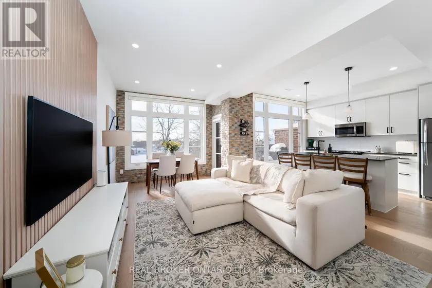 Townhouse at 48 - 8167 KIPLING AVENUE, Vaughan