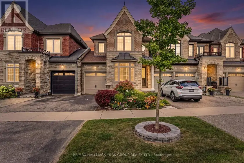 Townhouse at 36 ALEX CAMPBELL CRESCENT, King