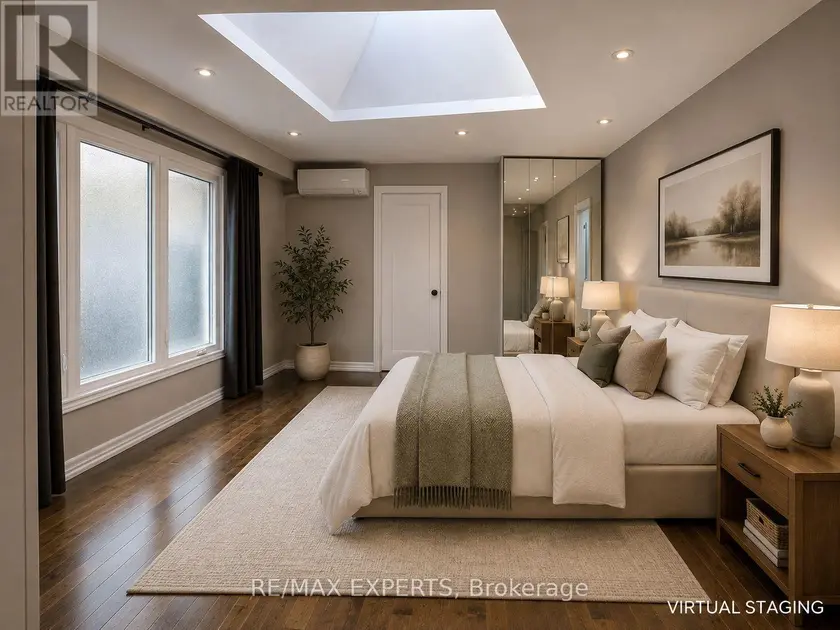 Semi-Detached/Link at REAR - 15 GAYLA STREET, Vaughan