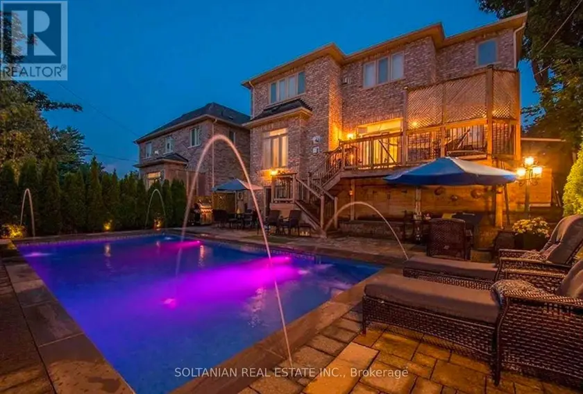 Detached at 90 GRANDVIEW AVENUE, Markham