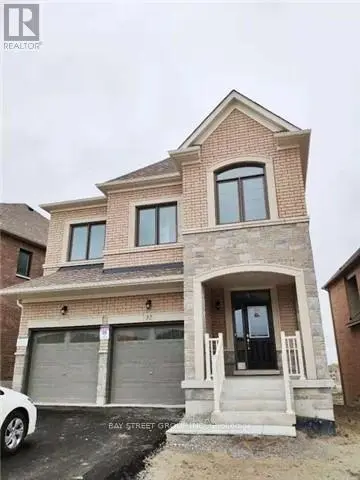 Detached at 32 HOLLAND VISTA STREET, East Gwillimbury
