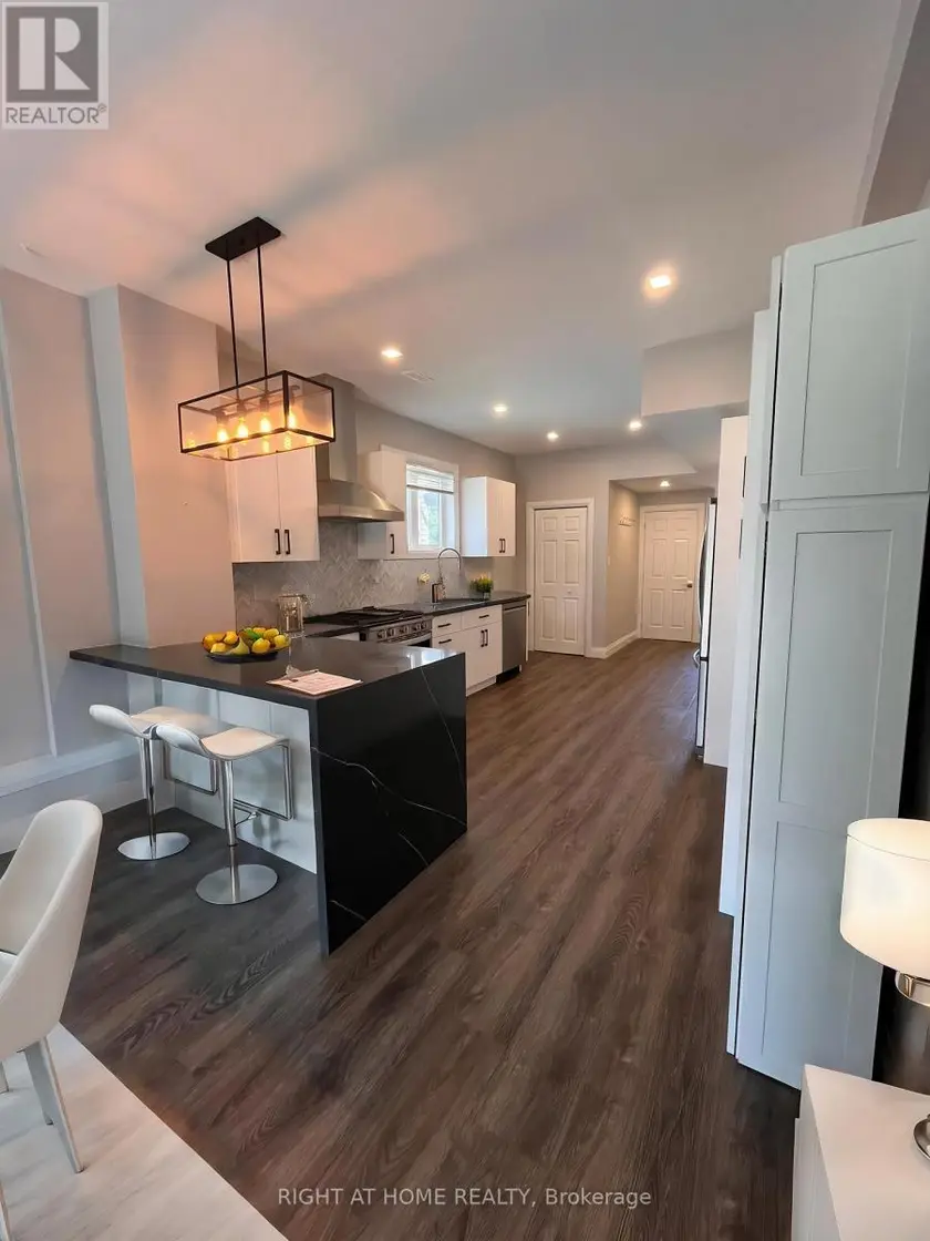 Semi-Detached/Link at 116 MAPLEWOOD DRIVE, Essa